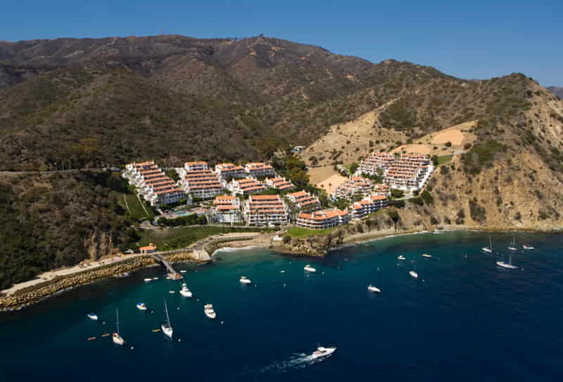 Oceanfront villas and private shoreline at Hamilton Cove, Catalina Island